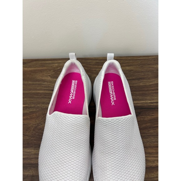 Skechers GOwalk Max Women's White Slip On Sneakers Shoes Size 9 - Picture 2 of 7